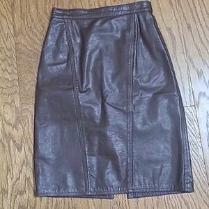 Vintage Gianni leather skirt size 3/4